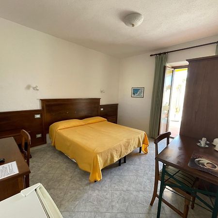 Residence Andrea A Mare Forio di Ischia Dış mekan fotoğraf