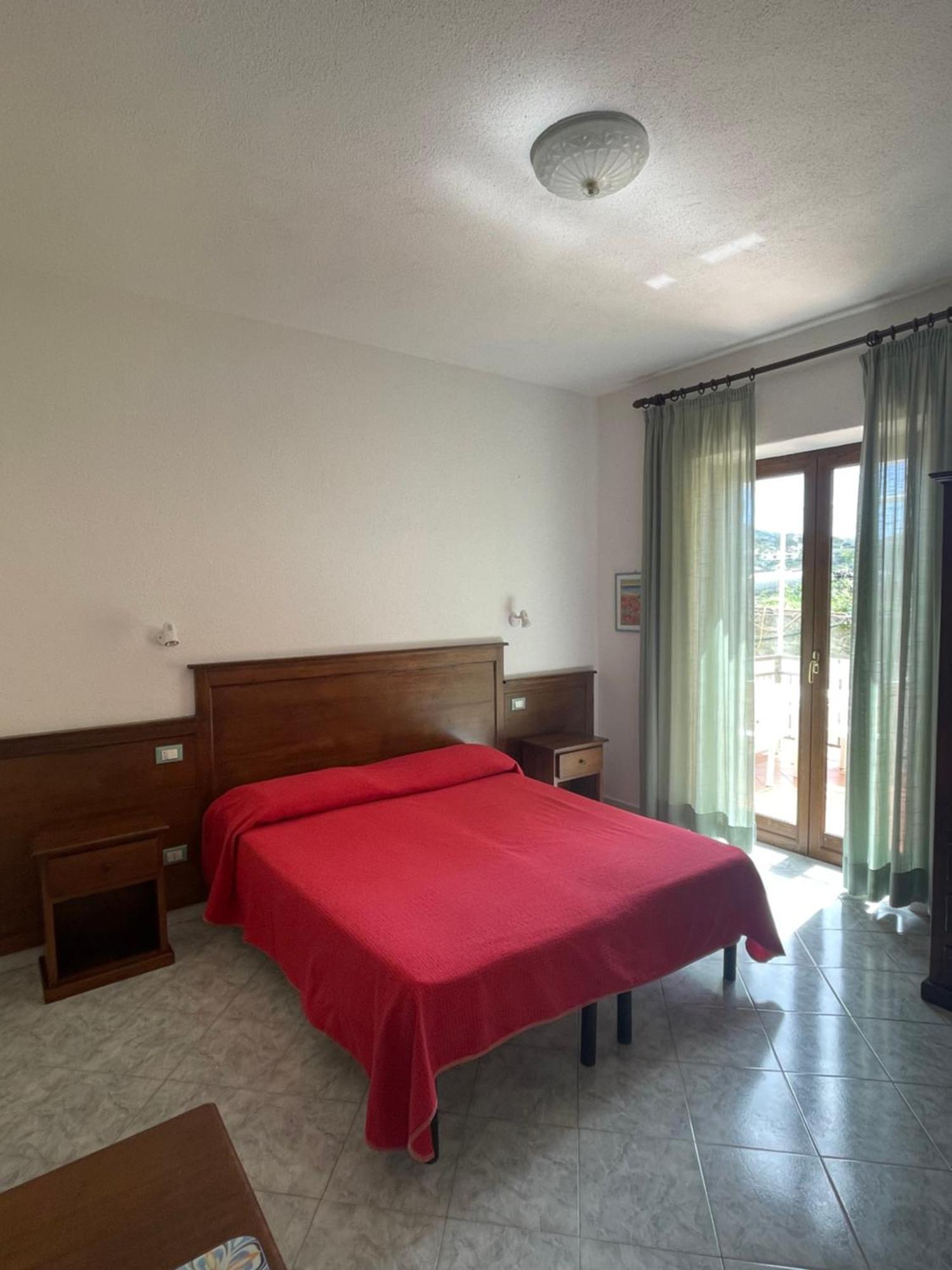 Residence Andrea A Mare Forio di Ischia Dış mekan fotoğraf
