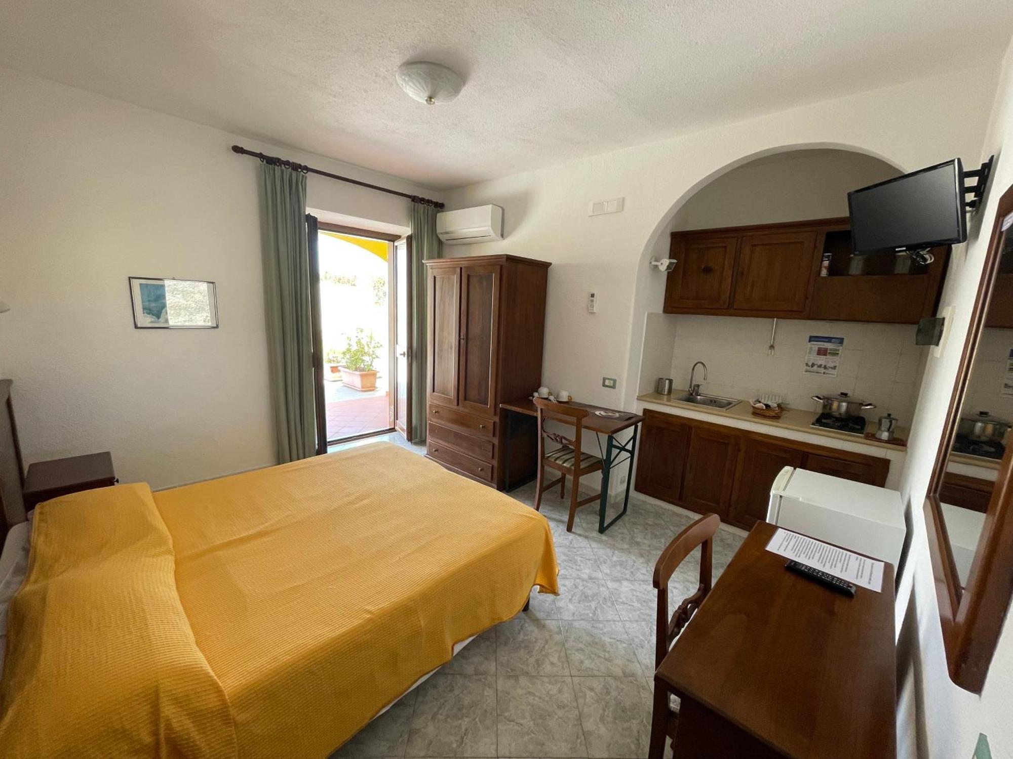 Residence Andrea A Mare Forio di Ischia Dış mekan fotoğraf